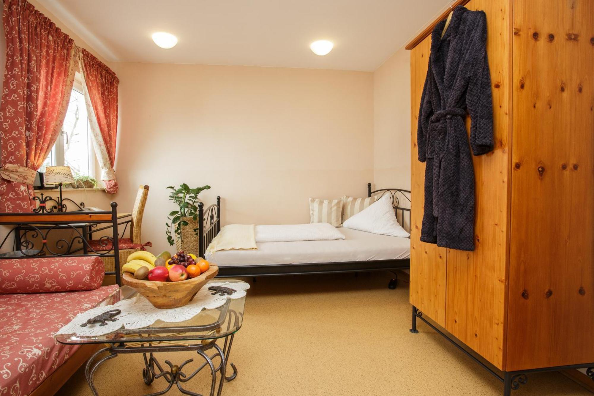 Mediterran Hotel Juwel Karlstein am Main Extérieur photo